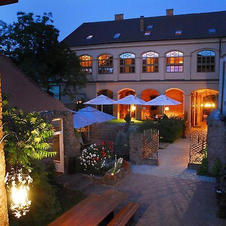 Hotel Poesis Satu Mare Dış mekan fotoğraf