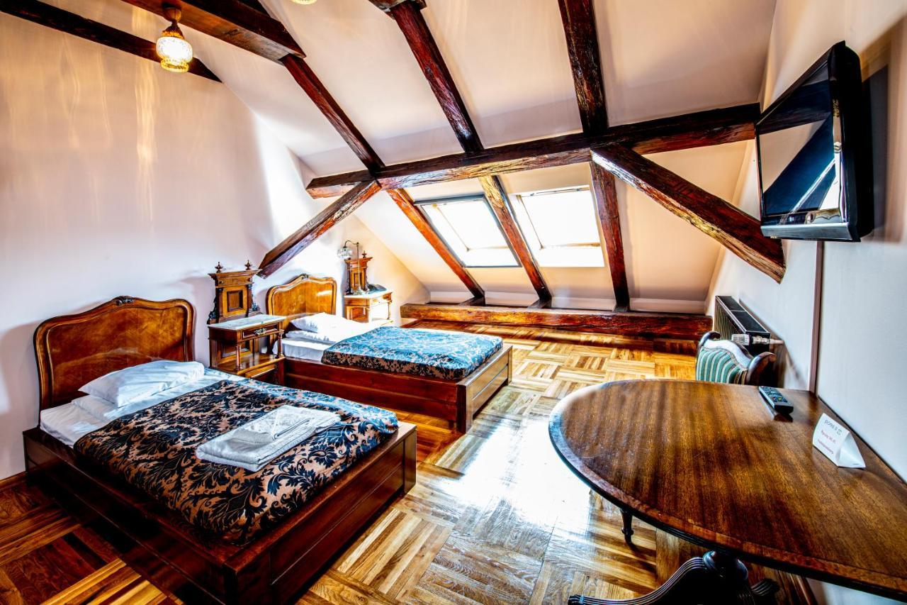 Hotel Poesis Satu Mare Dış mekan fotoğraf